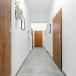 Apartments Poznan Garbary By Renters