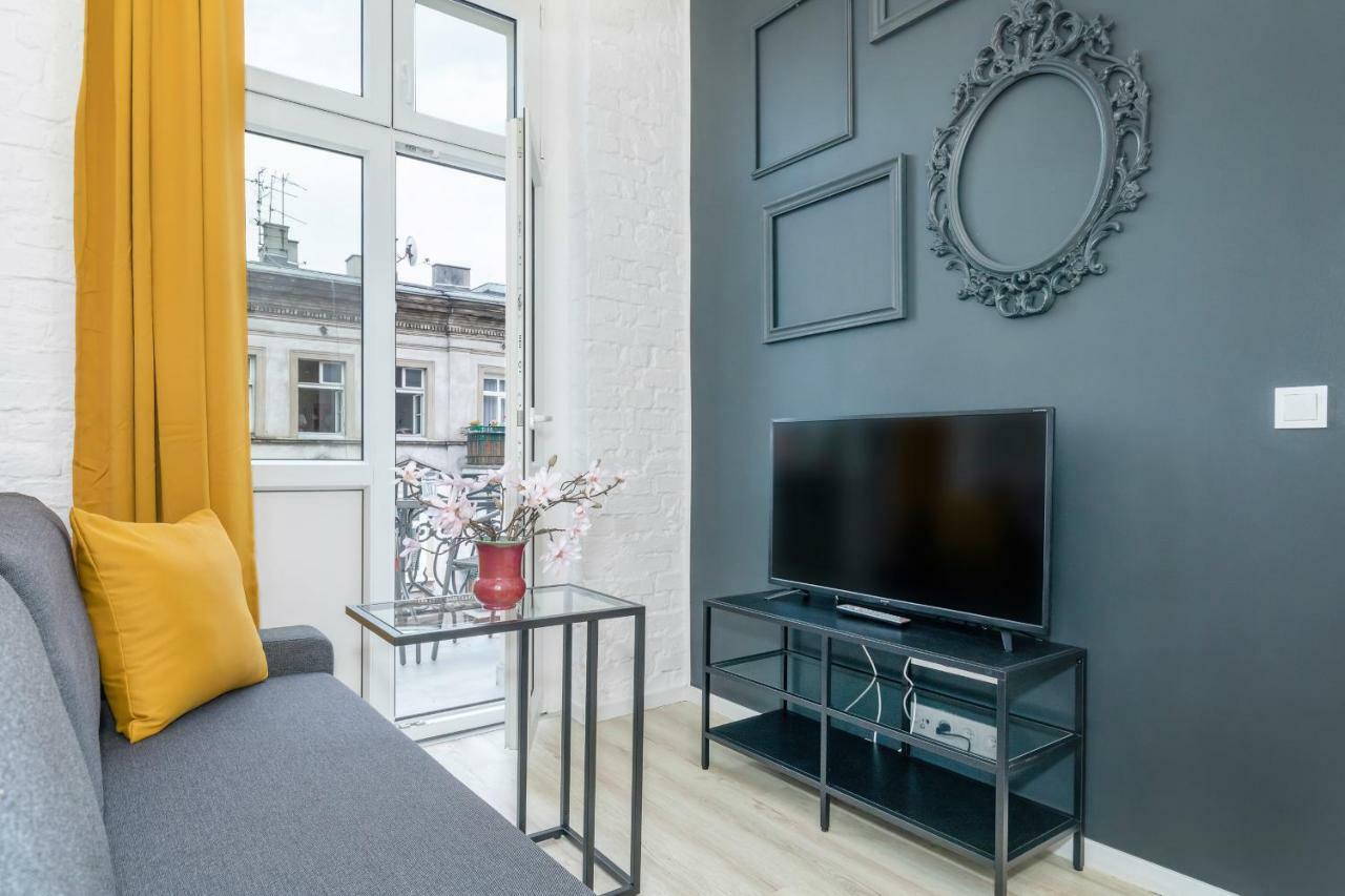 Apartment Garbary By Renters *